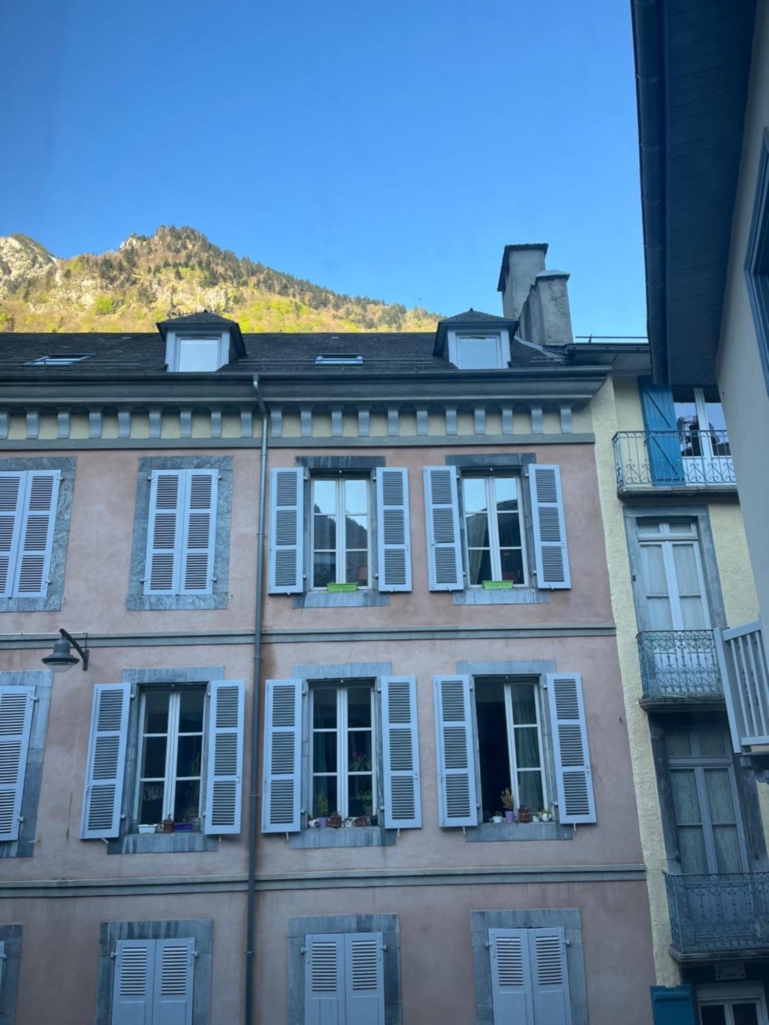 Cauterets Apartment Bagian luar foto